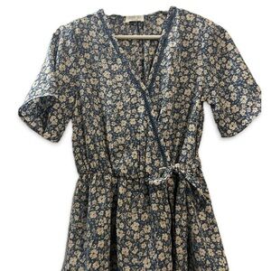 Urban Outfitters Floral Sienna Sky Wrap Top Size S